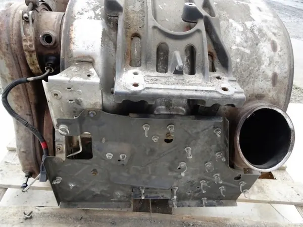 Katalysator OEM 22396038 für Renault Trucks image 5