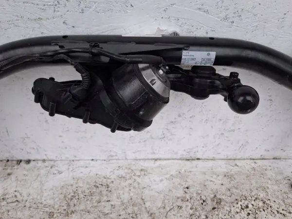 Gancho de reboque OEM 5H9803881D VW Golf 8 VIII image 5