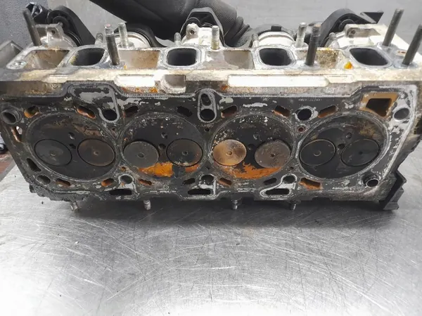 Cabeça do Motor Usada OEM 55193091 para Opel 1.9 CDTI image 5