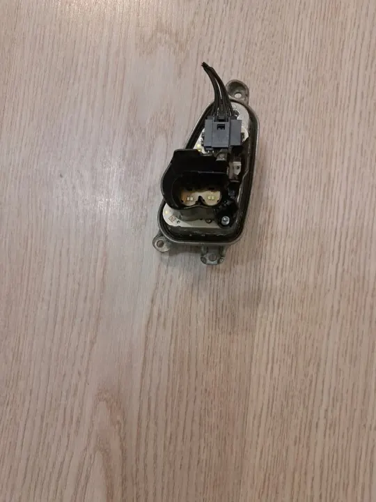 OEM 19623502/260107249R Convertisseur LED Phare Droit image 2