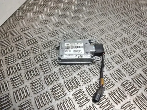 Mazda3 BL 09-13 vänster dödvinkelssensor OEM G39A67Y90 image 2