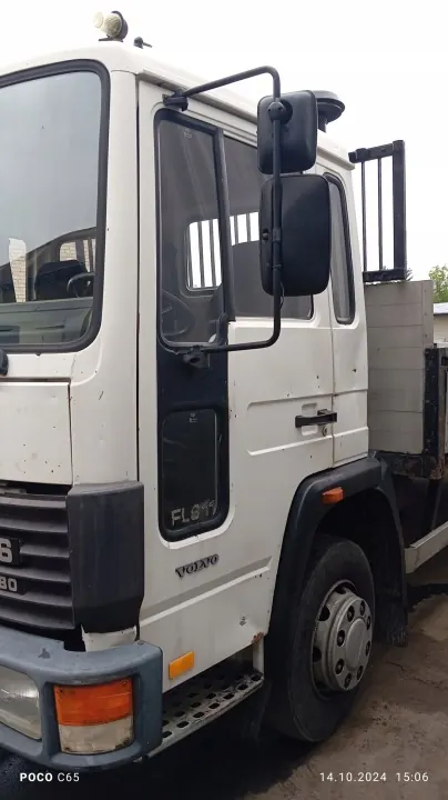 Cabina completa con interior para Volvo FL 6 image 5