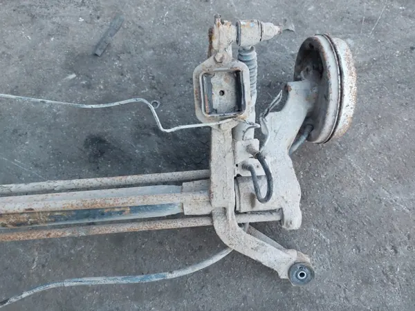 Travesaño trasero Belka Berlingo I para Citroen Berlingo I 1996-2010 image 7