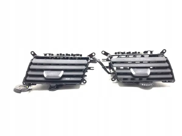 Grille de ventilation avant OEM 9329579 pour BMW G30 image 2