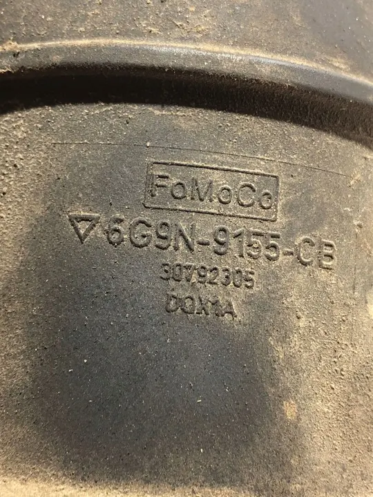 Kraftstofffiltergehäuse OEM 30792305 für Volvo S80 image 9