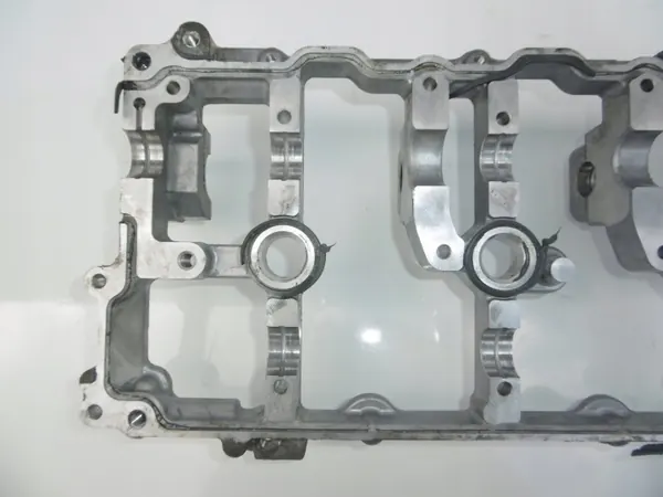 Infiniti OE Sylinterikansiokehys Vasen 3.7 V6 image 10