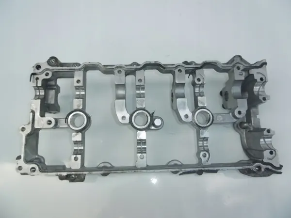 Infiniti OE Sylinterikansiokehys Vasen 3.7 V6 image 8