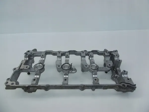 Infiniti OE Sylinterikansiokehys Vasen 3.7 V6 image 9