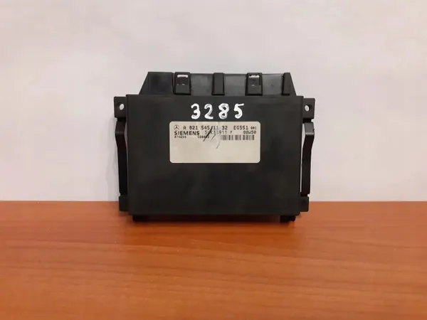 Ordinateur de boîte Mercedes-Benz d'occasion OEM 3285 image 2