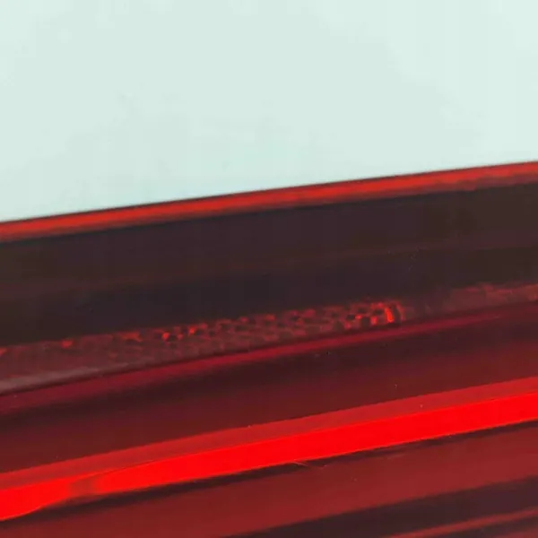 Luz trasera derecha Audi A6 4G5945094E image 10