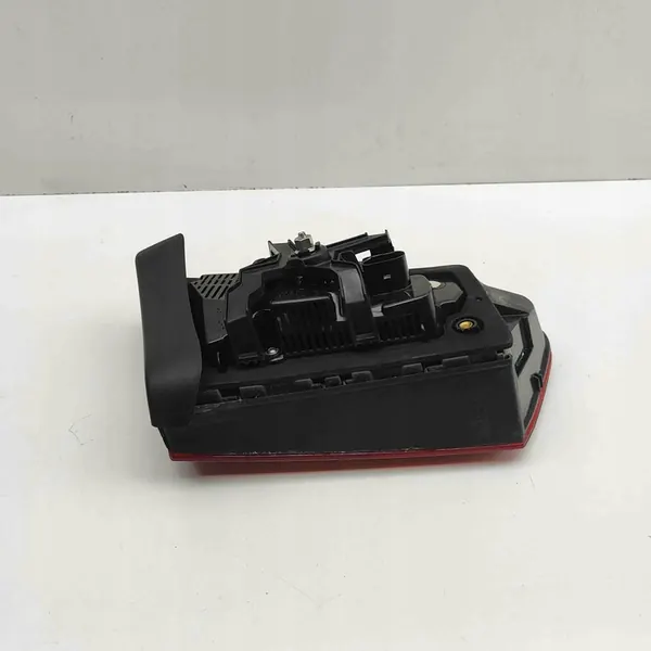 Luz trasera derecha Audi A6 4G5945094E image 3