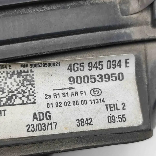 Luz trasera derecha Audi A6 4G5945094E image 7
