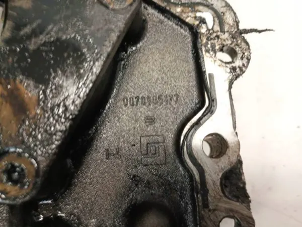 Bomba de óleo OEM 0070905177 para Volvo V50 1.6L 2005 image 3