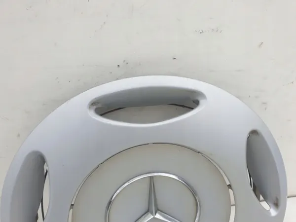Cubierta Mercedes Original 15" 2024010624 image 3