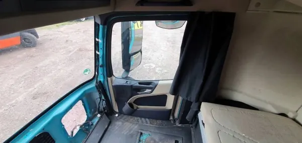 Cabina Mercedes ACTROS MP4 Big Space OEM 2500 BDF image 9