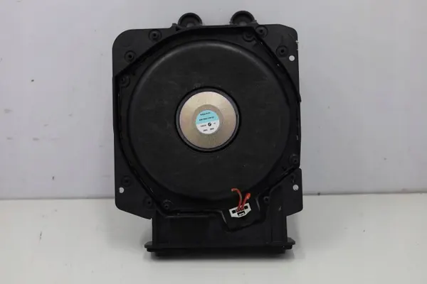Harman Kardon Kaiutin OEM 5A2F58580 BMW X1 U11 image 5