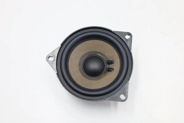 Harman Kardon Kaiutin OEM 5A2F58580 BMW X1 U11 image 9