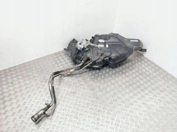 Brandstoftank Ford Focus 2019 OEM JV619P860 image 2