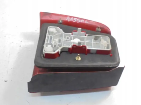 Luz Trasera Derecha VW Passat B5 Sedán image 3