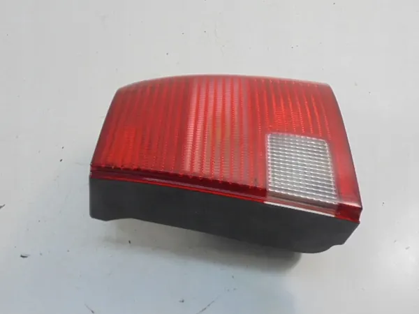 Luz Trasera Derecha VW Passat B5 Sedán image 5
