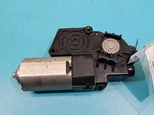 Motor Techo Plegable OEM 55002077C Kia Sorento III image 6