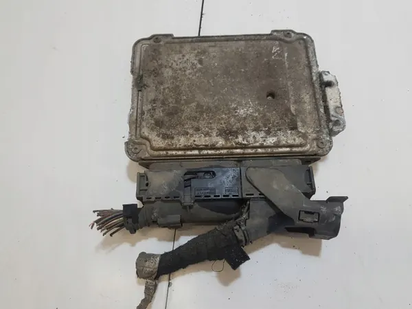 Moottoritietokone OEM 0281012549 Opel Zafira B:lle image 3