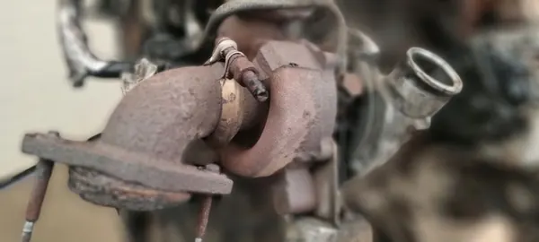 Turbo para Iveco Daily IV 06-14 2.3 HPI 136CV image 3