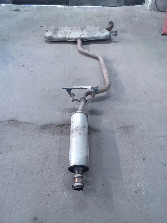 Uitlaat Demper OEM 1K6253611AH voor VW Golf VI image 2