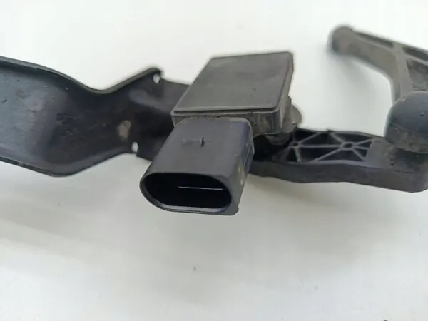 Sensor de Nivel Faros OEM 5WA412521D - Usado image 3