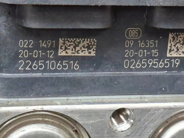 Pompe ABS OEM S26279074 pour Fiat Panda III 1.0 image 4