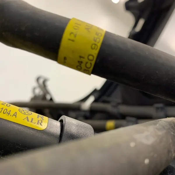 Paraurti con sensori PDC per VW Passat B6 2005-2010 image 10