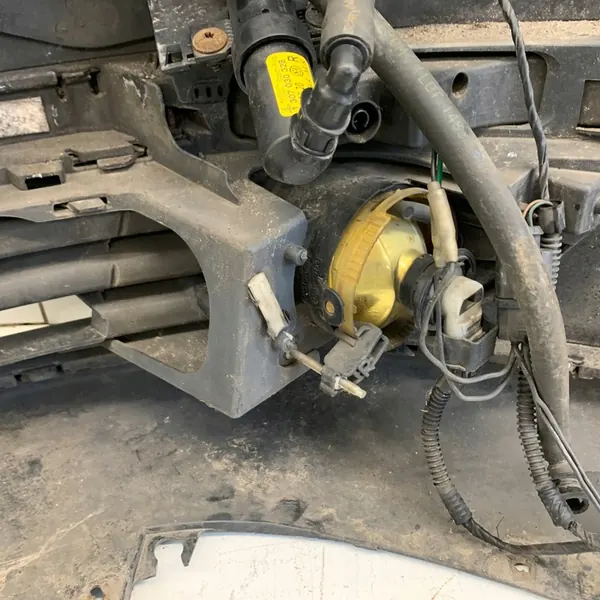 Paraurti con sensori PDC per VW Passat B6 2005-2010 image 6