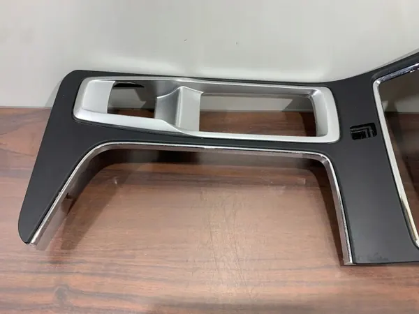 Bastidor izquierdo Subaru Ascent OEM GN34108570 - Usado image 5