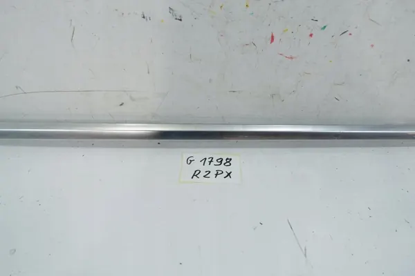 Moldagem esquerda do soleiro Kia Ceed III GT-Line OEM 87761-J7CA0 image 3