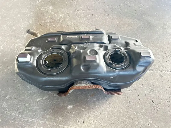 Réservoir de carburant JEEP CHEROKEE (KL) 2.0L Diesel 68109900AB image 2