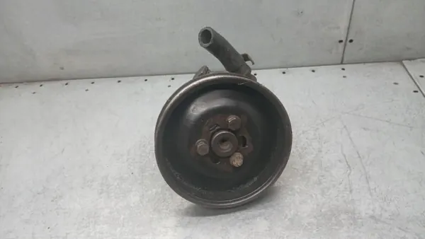 Pompe de direction OEM 074121031 pour VW T4 2.5TDI image 2