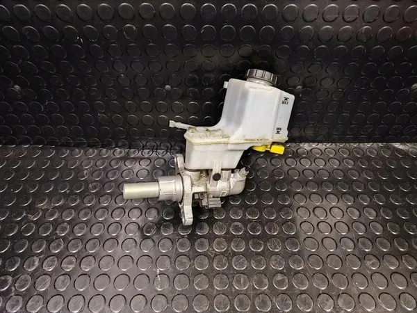 Cilindro de freio VW PASSAT B8 1.6L diesel 5Q2611301C image 2