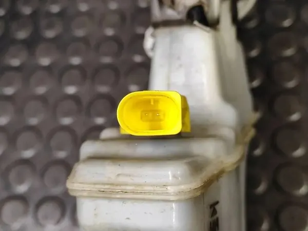 Cilindro de freio VW PASSAT B8 1.6L diesel 5Q2611301C image 8