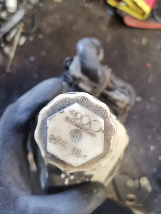Pompe de direction assistée OEM 13276990 pour Opel image 3