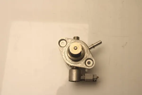 NISSAN JUKE F15 1.6 B Kraftstoffpumpe 166301KC0A image 2