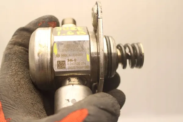 NISSAN JUKE F15 1.6 B Kraftstoffpumpe 166301KC0A image 4