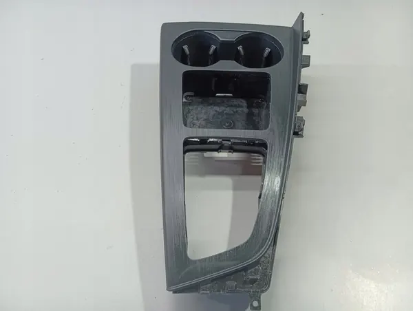 Moldura do túnel central Audi A4 B9 8W1864261E image 1