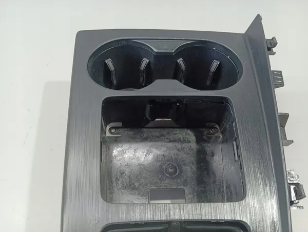 Moldura do túnel central Audi A4 B9 8W1864261E image 3