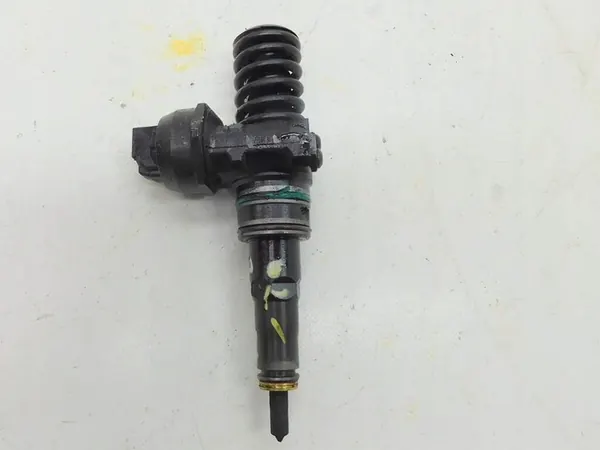 Injetor VW PASSAT B5 FL 1.9 TDI 038130073AB image 6