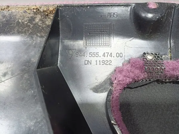 Porsche 968 Dörrficka Höger OEM 94455547400 image 5