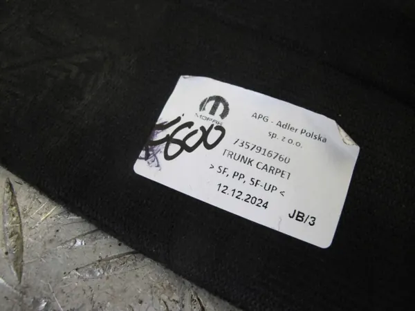 Alfombrilla de maletero Jeep Avenger OEM 7357916760 image 4