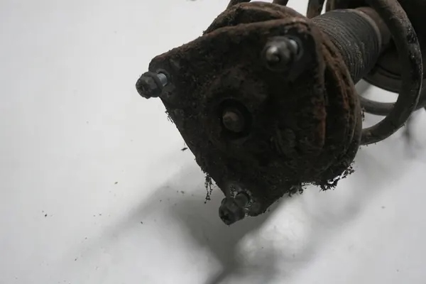 KIA CEED I ED 2008 2.0 CRDI Mozzo Destro 517162H100 image 4