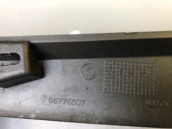 OEM 96776507 001 Achter Rechts Raamrubber - Gebruikt image 4