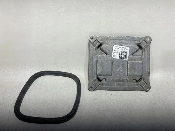 Módulo de controlo de luzes OEM 147000026601 - Alfa Romeo image 2