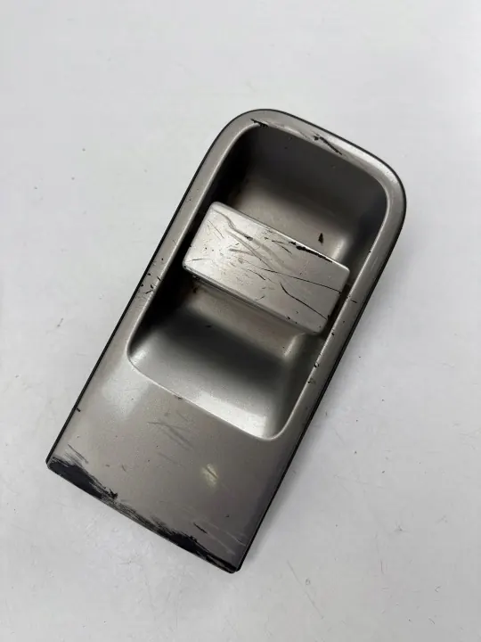 Nissan Elgrand 2004 Schiebetürgriffabdeckung OEM CAI2758 image 3